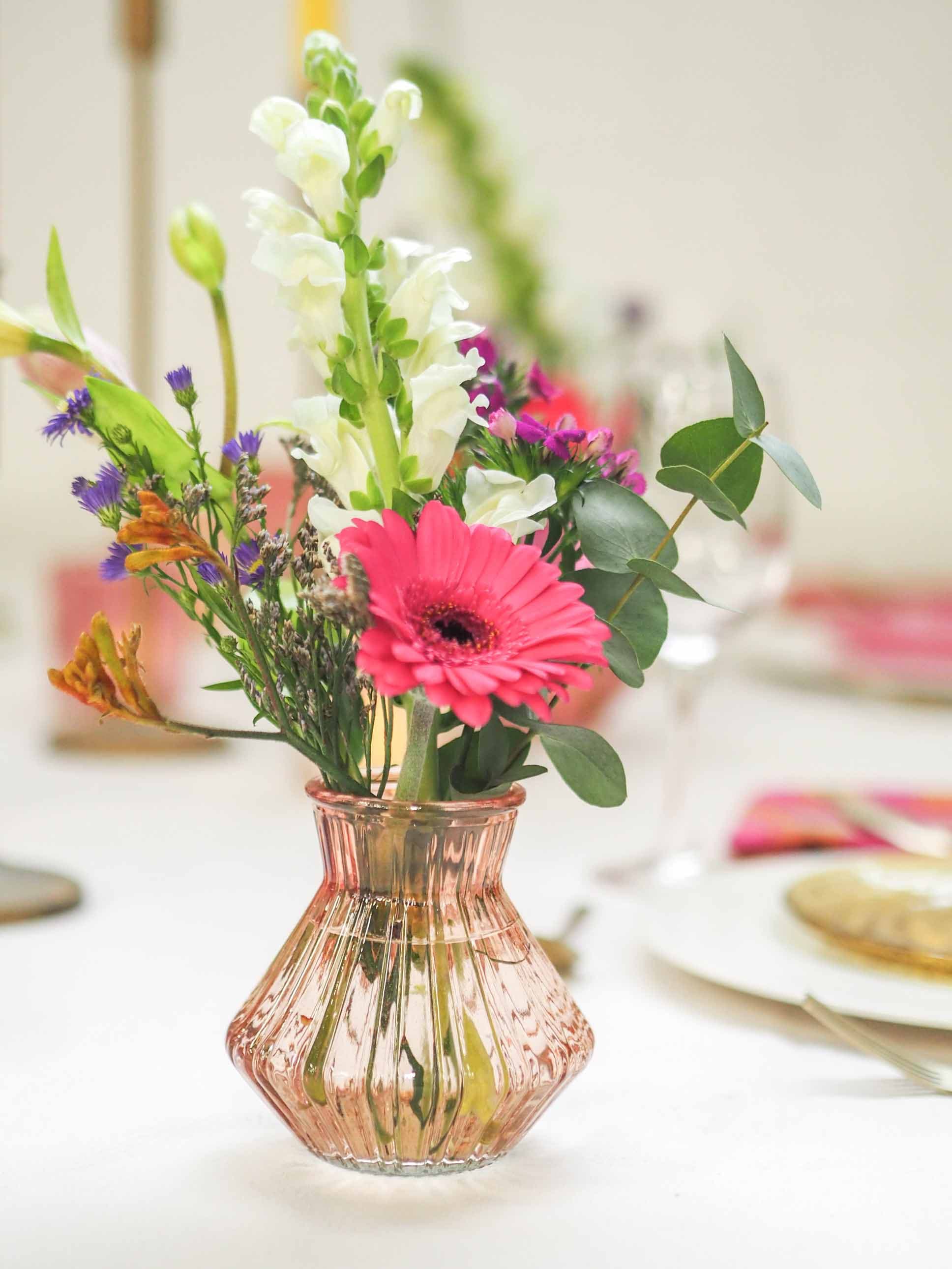 Image of Vase Vanity