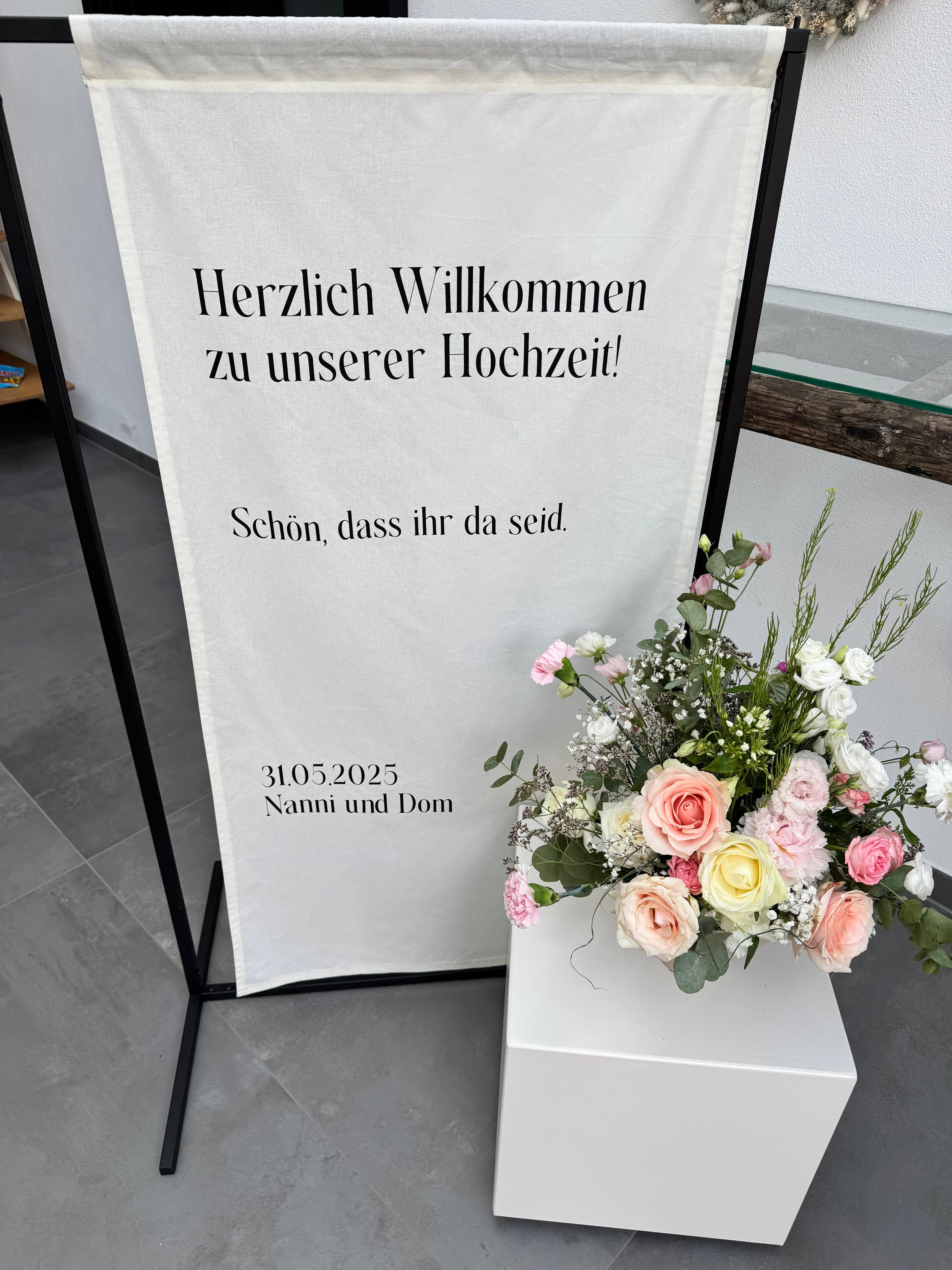 Willkommensschild Stoff schwarz